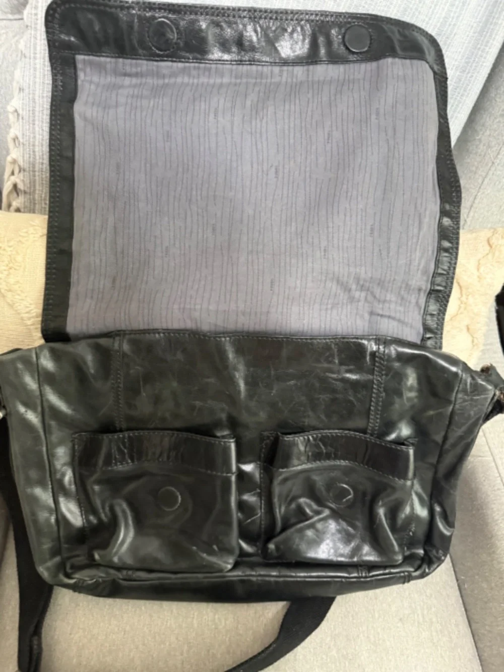 Fossil Black Leather Messenger Bag Crossbody Laptop Satchel Vintage